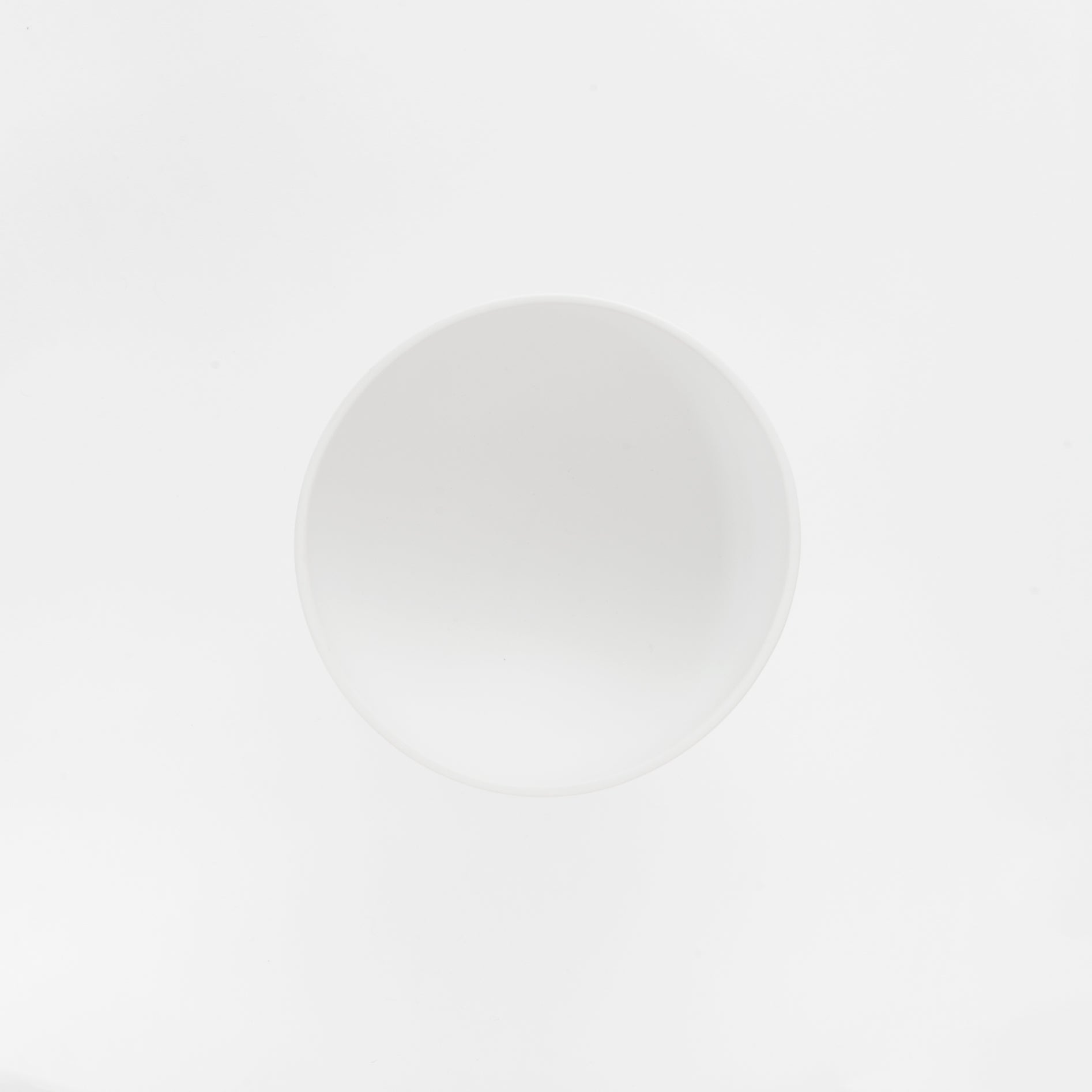 nicholai-wiig-hansen-strom-bowl-small-vaporous-grey-us-4528962437169_1.jpg