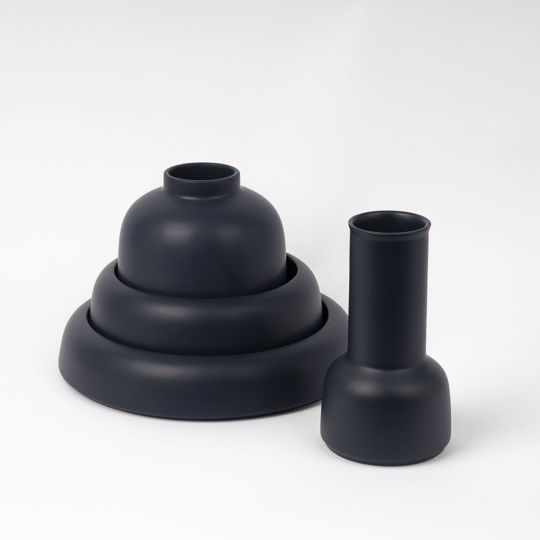 omar-sosa-omar-vase-dark-blue-us-7044077387969_3.jpg